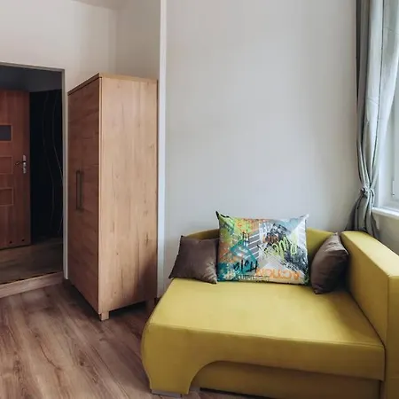 شقة Duszniki-zdroj Przytulny Z Tarasem *